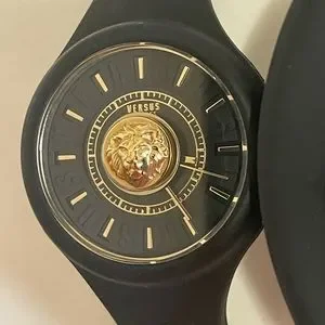 Versus Versace women watch Gold/Black silicone. Versus Versace Fire Island Watch 39mm Black with Gold Tone  main image 4